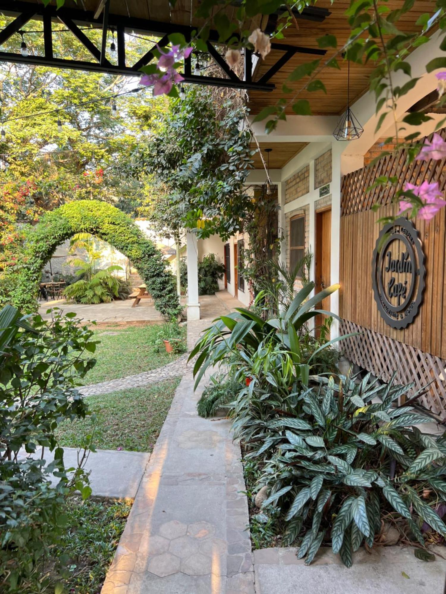 Jardín Café Hotel&Restaurant Gracias Extérieur photo